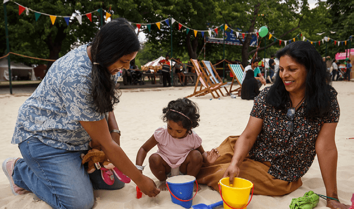 Play/leisure sand, pale in colour, used as an artificial beach.