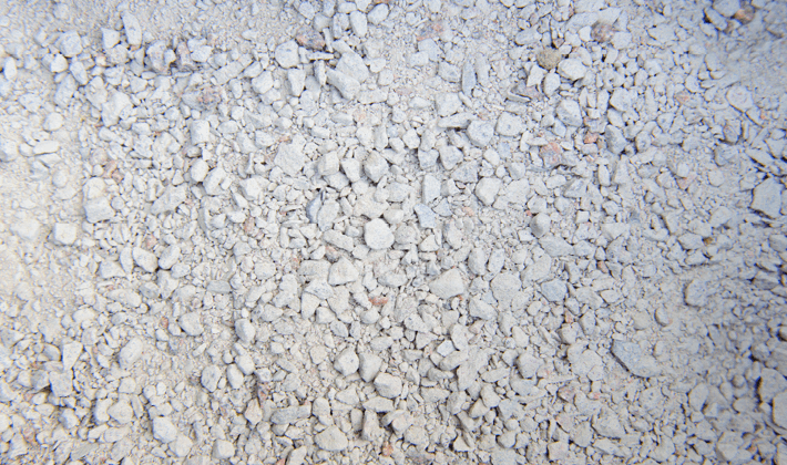 Crushed granite, containing particles from 0mm to 6mm.